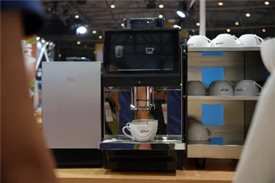 店鋪升級新標(biāo)配！技諾商用全自動咖啡機(jī)亮相HOTELEX成都展 ——茶飲店、餐飲店一站式解決方案全景直擊